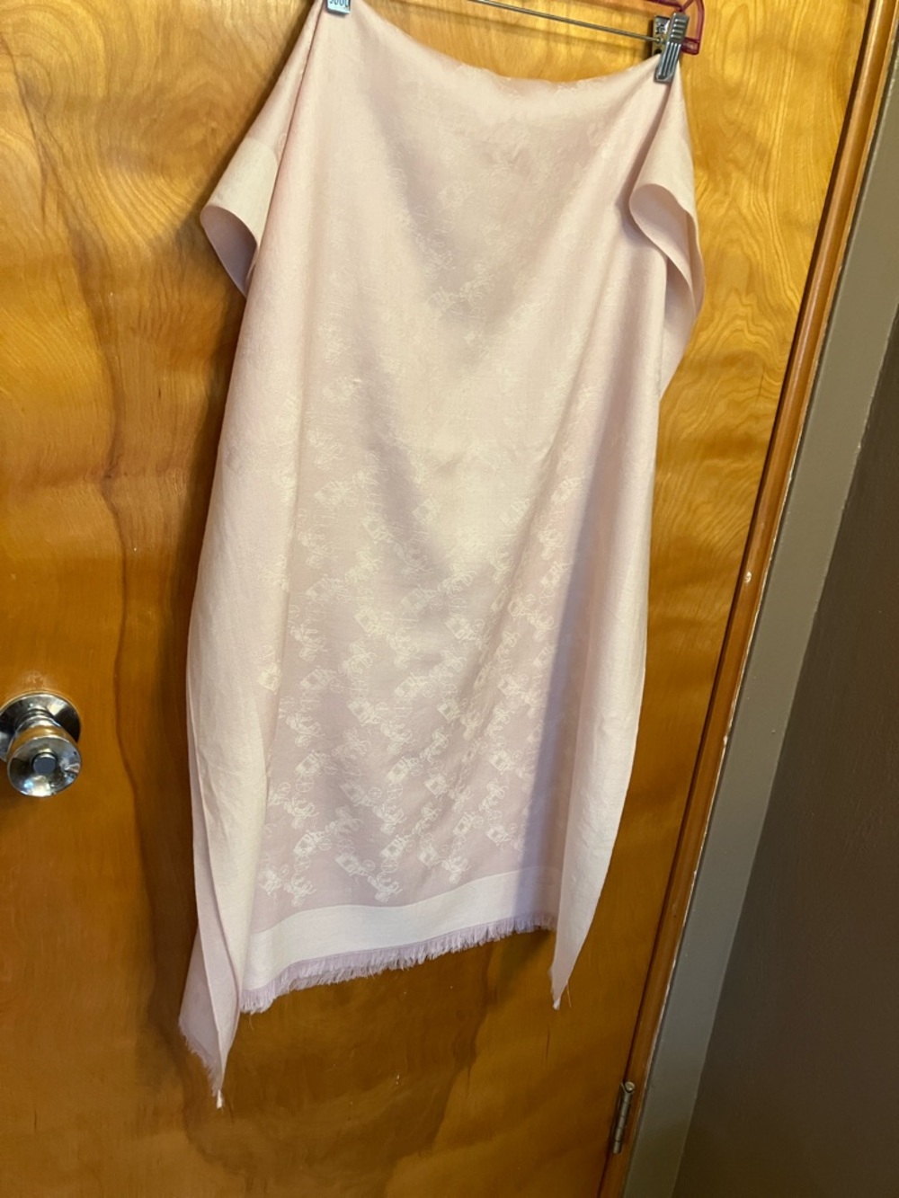 COACH. Soft Pink Stagecoach & Horse Jacquard Scarf. PALE Pink. Good Used Cond. - Picture 2 of 15